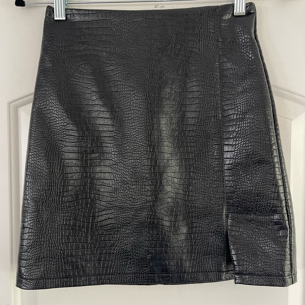 Topshop Faux Leather Black Croc-Embossed Mini Skirt - 2